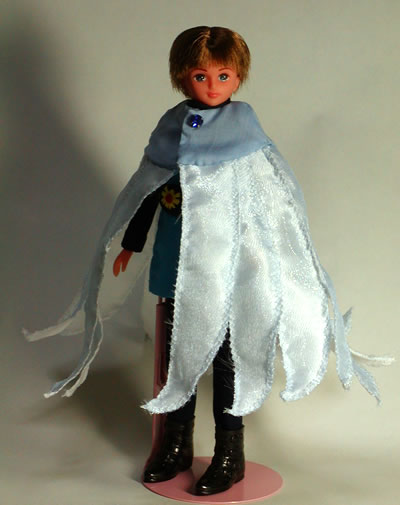 風のマント ロレ王子 立ち姿