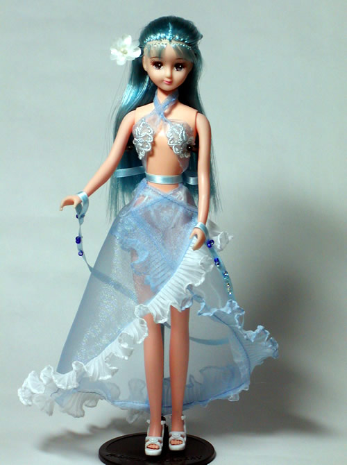 水の羽衣トロピカル　立ち姿