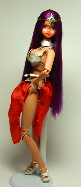 マーニャ　立ち姿２