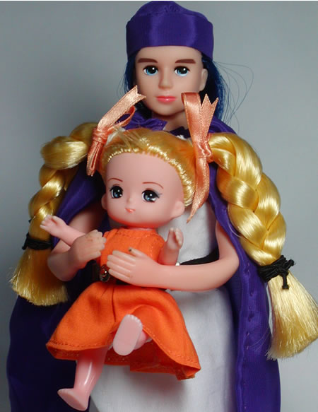 「何するのよっ」「暴れないでよ、ビアンカ」