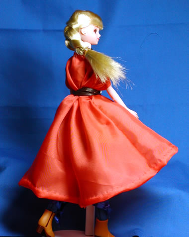 ビアンカ　後ろ姿