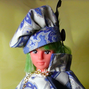 ヘンリー　おめかし服　表情