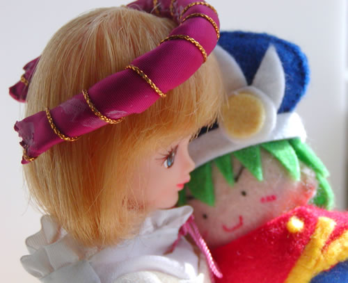 マリア　白ドレス　フェルトヘンリー　表情