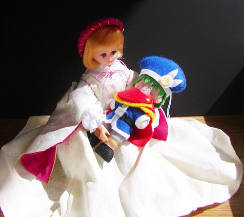 マリア　白ドレス　フェルトヘンリー