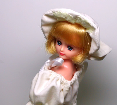 マリア お寝間着 バストアップ