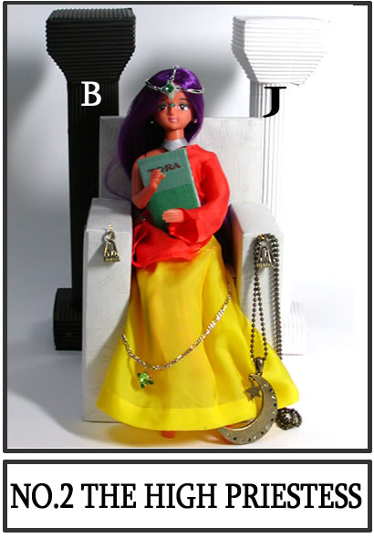 NO.2 The High Priestess